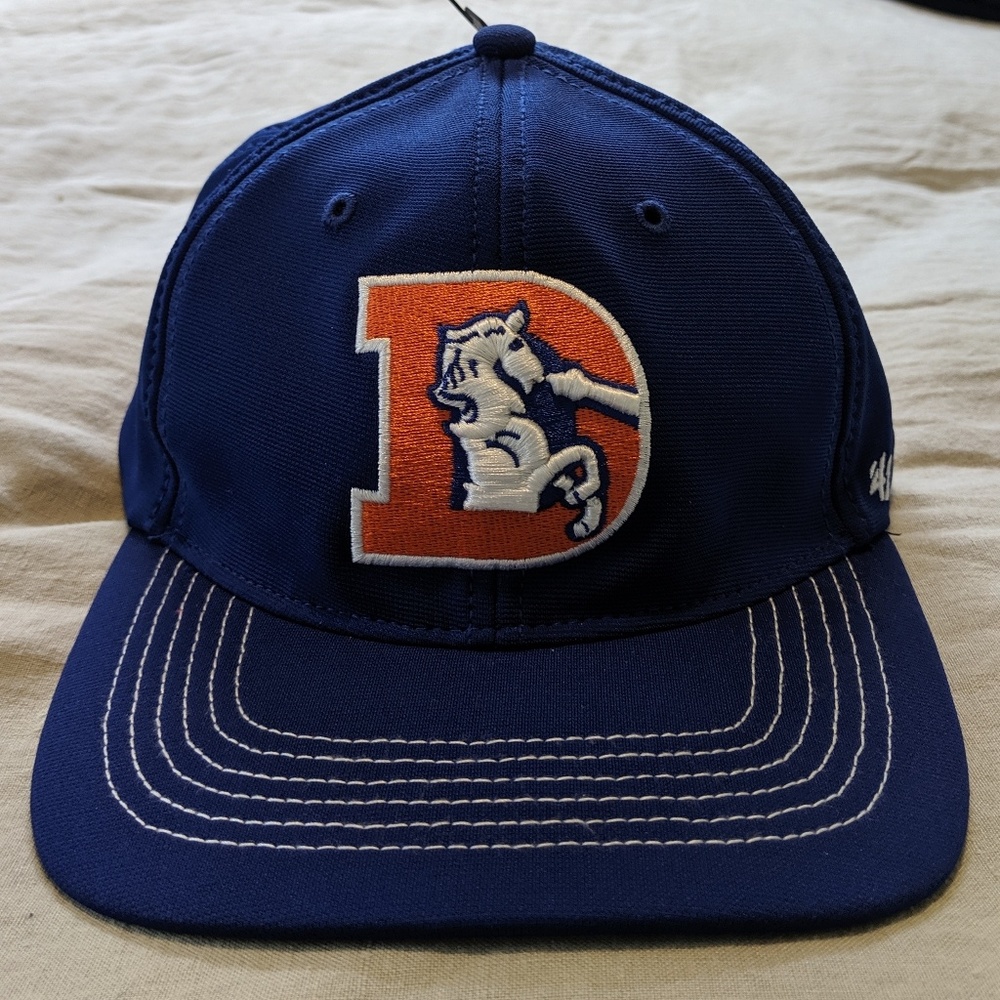 Brand New Denver Broncos Stretch-Fit Hat